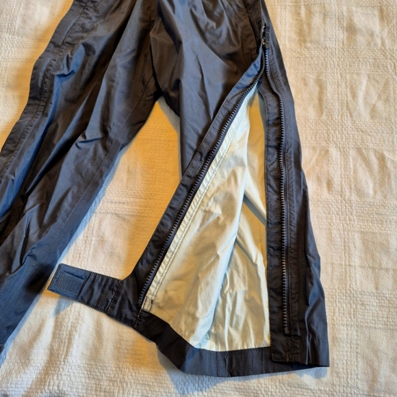 Columbia boys size XXS or 4/5 gray omni-tech waterproof tear away pants, EUC - Picture 6 of 10